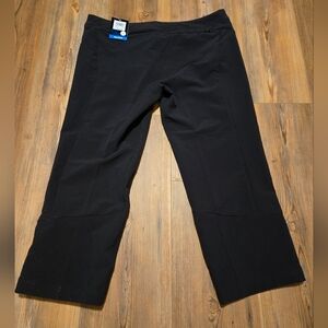 Eastern Mountain Sports Black Capri Pants Stretchy Waistband